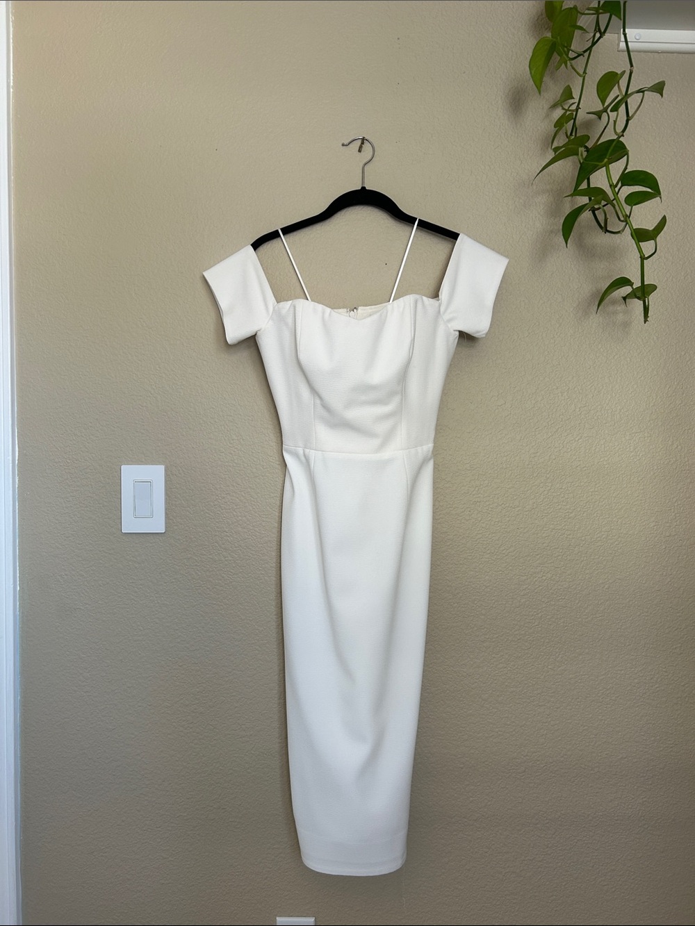 Elegant Off-Shoulder White Midi Dress